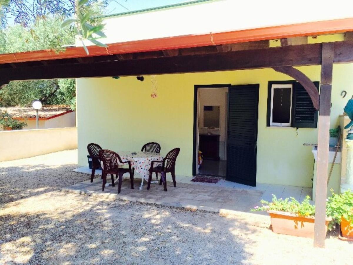 Villette Vacanze - Vie Russe Marina Di Pescoluse Ngoại thất bức ảnh