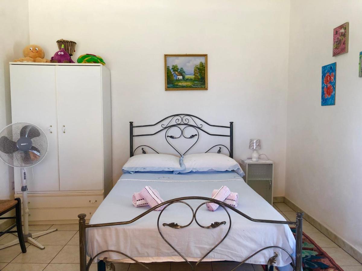 Villette Vacanze - Vie Russe Marina Di Pescoluse Ngoại thất bức ảnh
