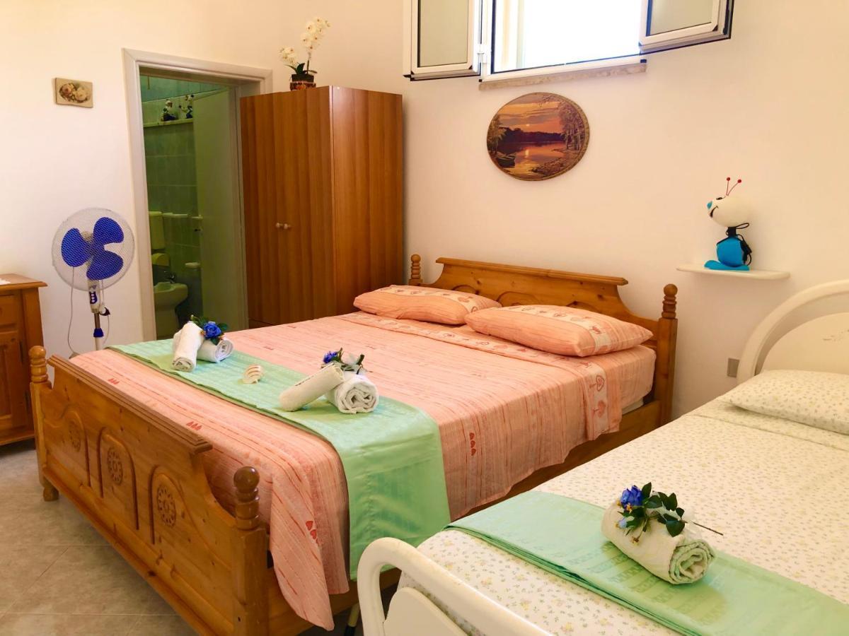 Villette Vacanze - Vie Russe Marina Di Pescoluse Ngoại thất bức ảnh