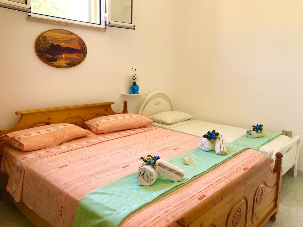 Villette Vacanze - Vie Russe Marina Di Pescoluse Ngoại thất bức ảnh