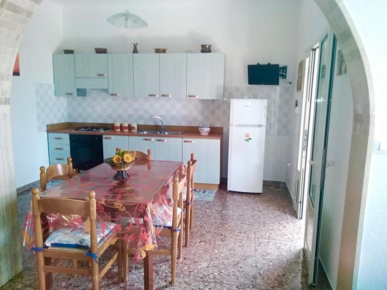 Villette Vacanze - Vie Russe Marina Di Pescoluse Ngoại thất bức ảnh