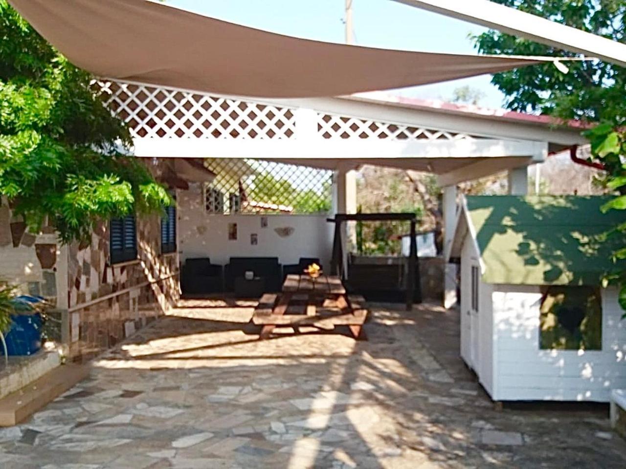 Villette Vacanze - Vie Russe Marina Di Pescoluse Ngoại thất bức ảnh